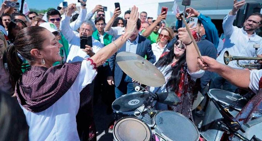 Llega Claudia Sheinbaum a Hermosillo, acompañada por Mario Delgado y Gerardo Fernández Noroña