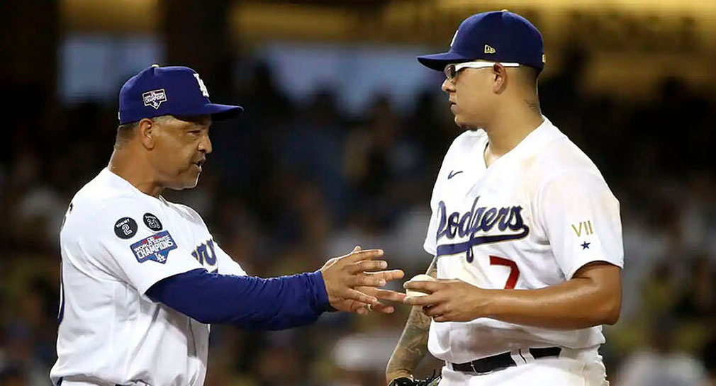Dave Roberts, manager de Dodgers, se dice “conmocionado” por el “desafortunado” caso de Julio Urías