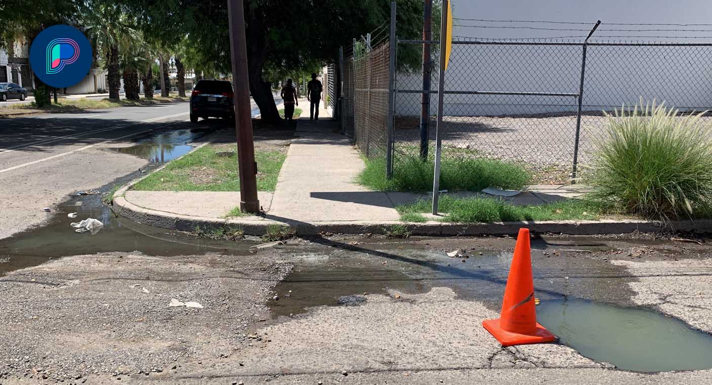 Denuncian fuga de aguas negras vecinos de colonia Periodista en Hermosillo; organismo responde que atenderán reporte