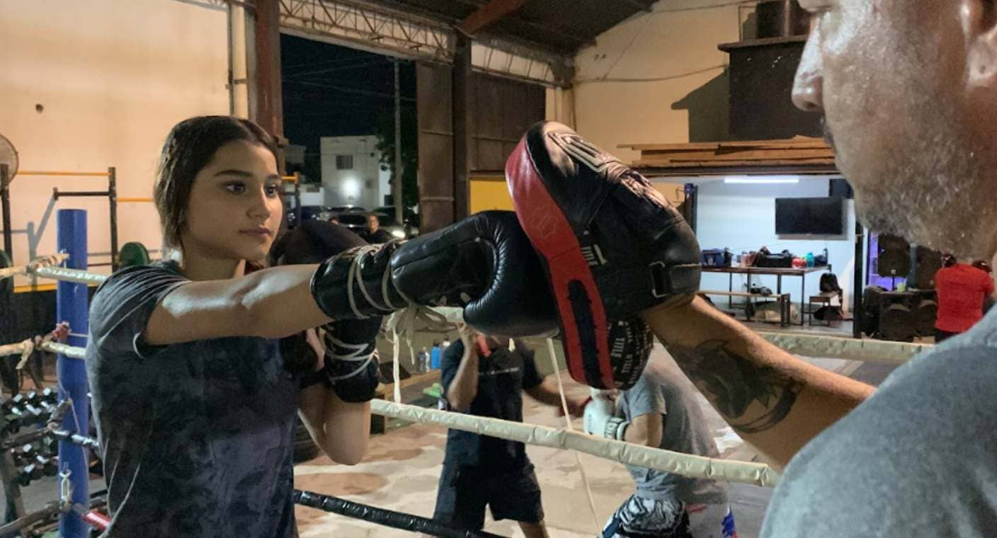‘Es difícil al inicio, pero quiero ser campeona, alguien de bien’: Camila Zamorano, boxeadora de Hermosillo, a sus 15 años tiene 4 victorias y 0 derrotas