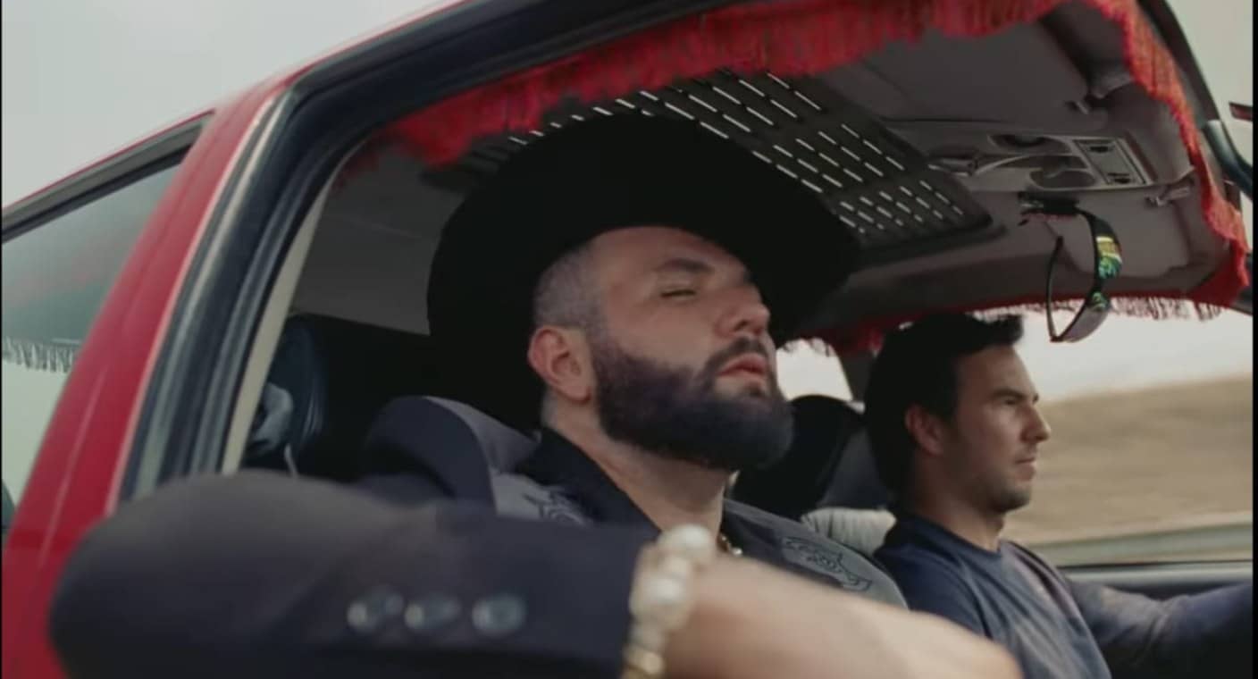 Checo Pérez protagoniza la nueva canción “Por la familia” de Carin León