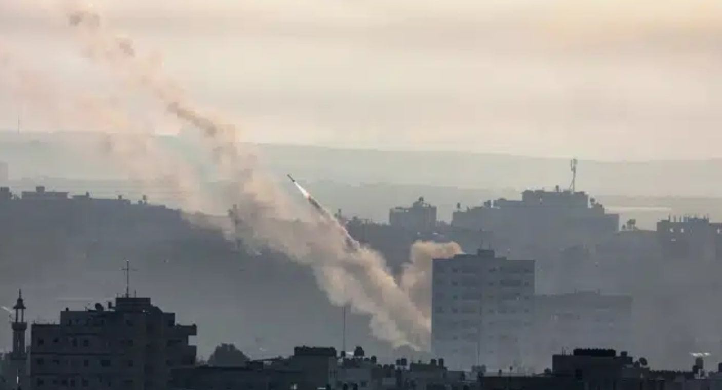 “Estamos en guerra”, declara ministro Netanyahu tras ataque de Hamás contra Israel