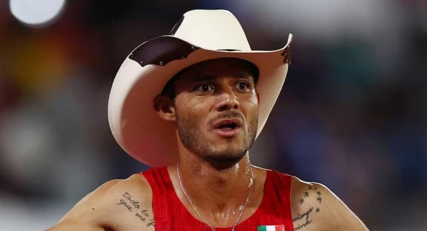 Descalifican a mexicano en Juegos Panamericanos 2023 cuando celebraba que ganó medalla de oro
