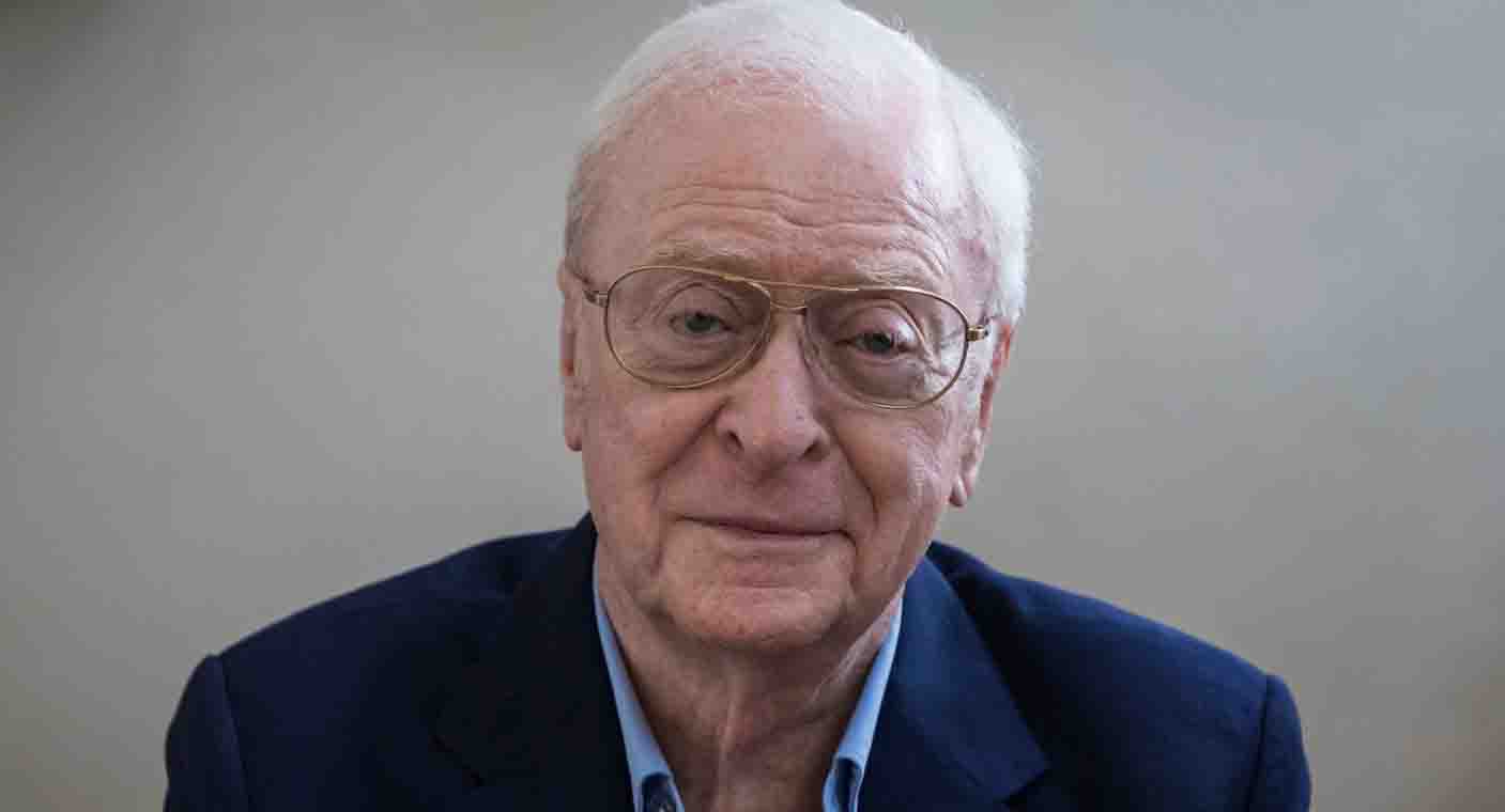 Michael Caine, ganador del Premio Óscar, anuncia su retiro de la actuación a los 90 años