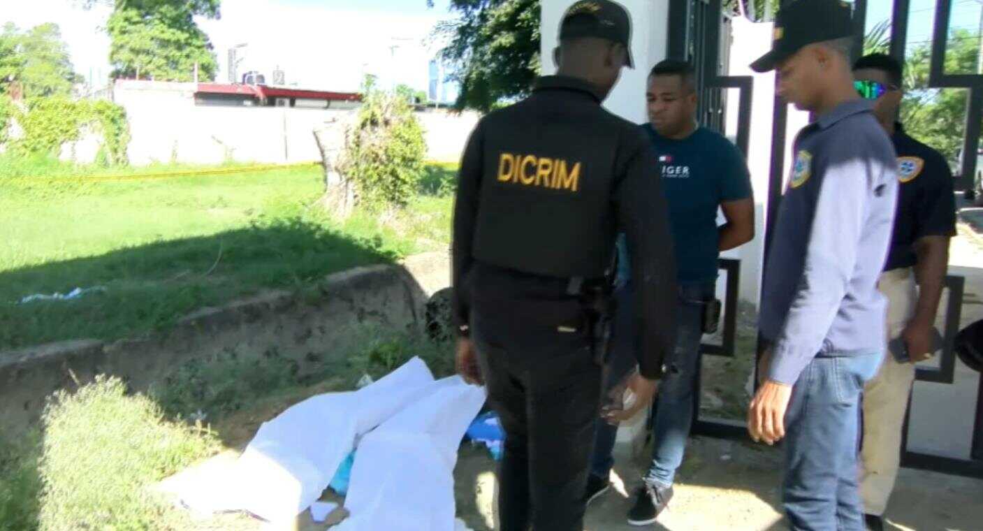 Localizan cuerpos de recién nacidos en entrada de un cementerio en Santo Domingo