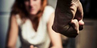 Detienen a hombre por golpear a su esposa con llaves mecánicas en el Poblado Miguel Alemán