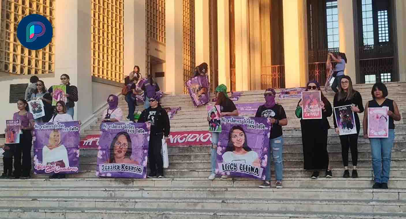 ‘Ni una más’: Con lonas y consignas, marchan en el Día Internacional de la Eliminación de la Violencia contra la Mujer en Hermosillo