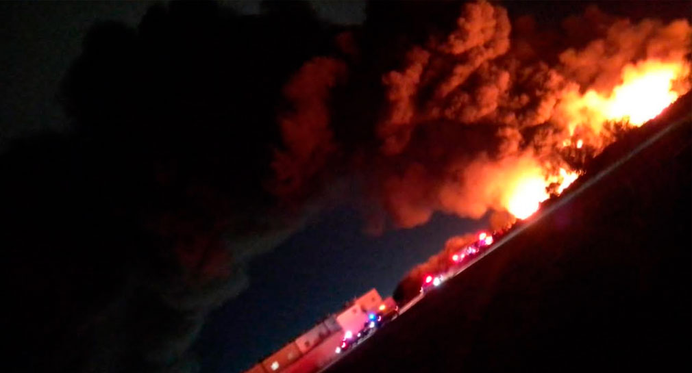 Trabajan Bomberos por 6 horas para controlar incendio en ladrillera al poniente de Hermosillo