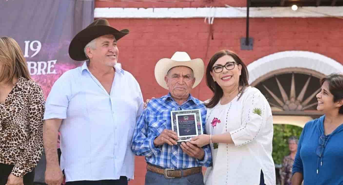 Inauguran 13° Festival Internacional del Bacanora; autoridades buscarán apoyar a productores para que su trabajo adquiera valor económico y reconocimiento