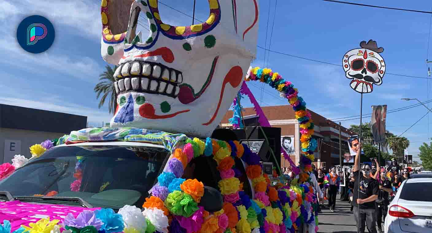 Con música y bailes, celebran estudiantes de Unison la procesión del Día de Muertos en Hermosillo