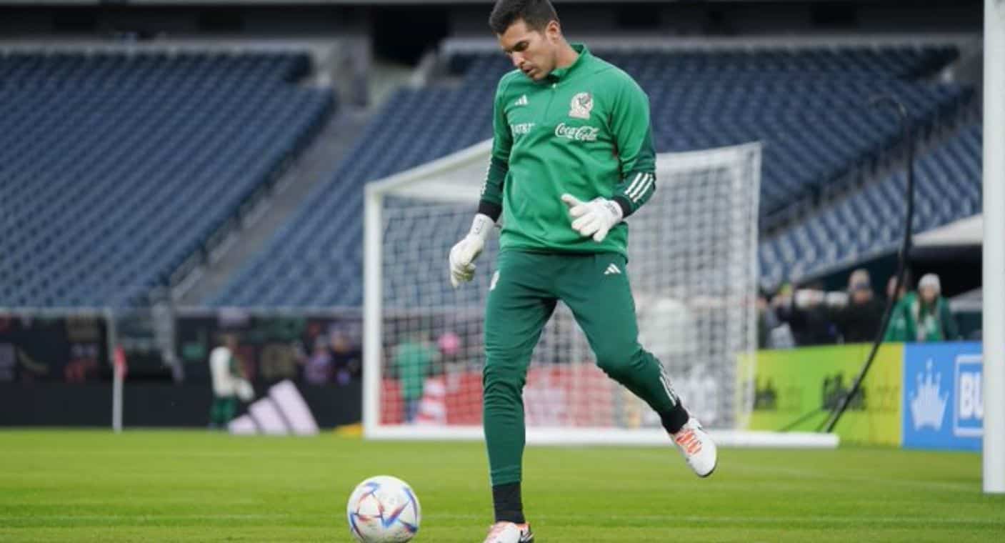 Tras lesión, Memo Ochoa es reemplazado en Selección Mexicana por Julio González
