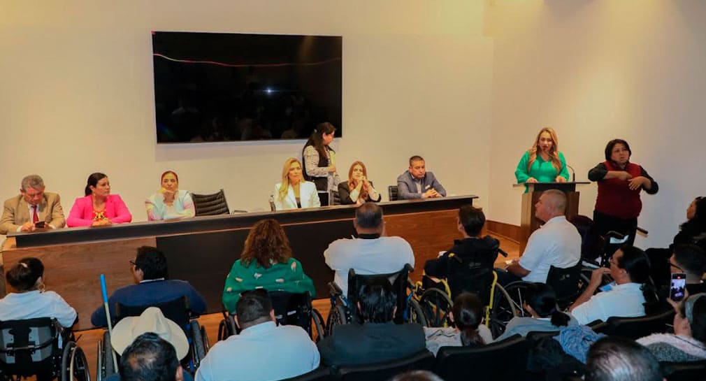 Inaugura Congreso de Sonora Primer Parlamento de Personas con Discapacidad