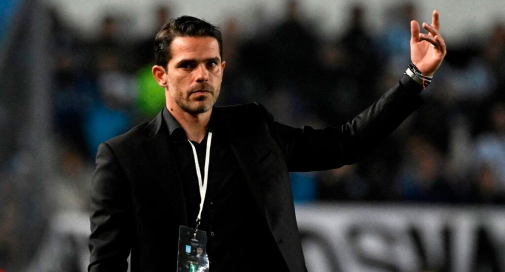 Chivas presenta a Fernando Gago como su nuevo entrenador tras salida de Paunovic
