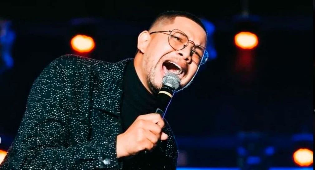 Muere cantante brasileño de 30 años tras desplomarse durante concierto