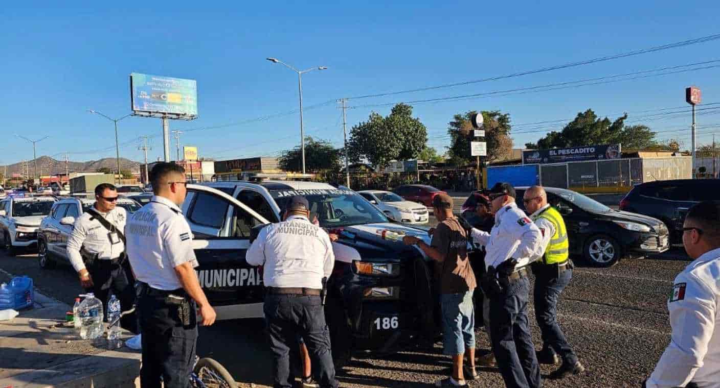 Arranca Policía Municipal operativo para retirar a limpia vidrios de los cruceros de Hermosillo; en un día se detuvo a 17 personas