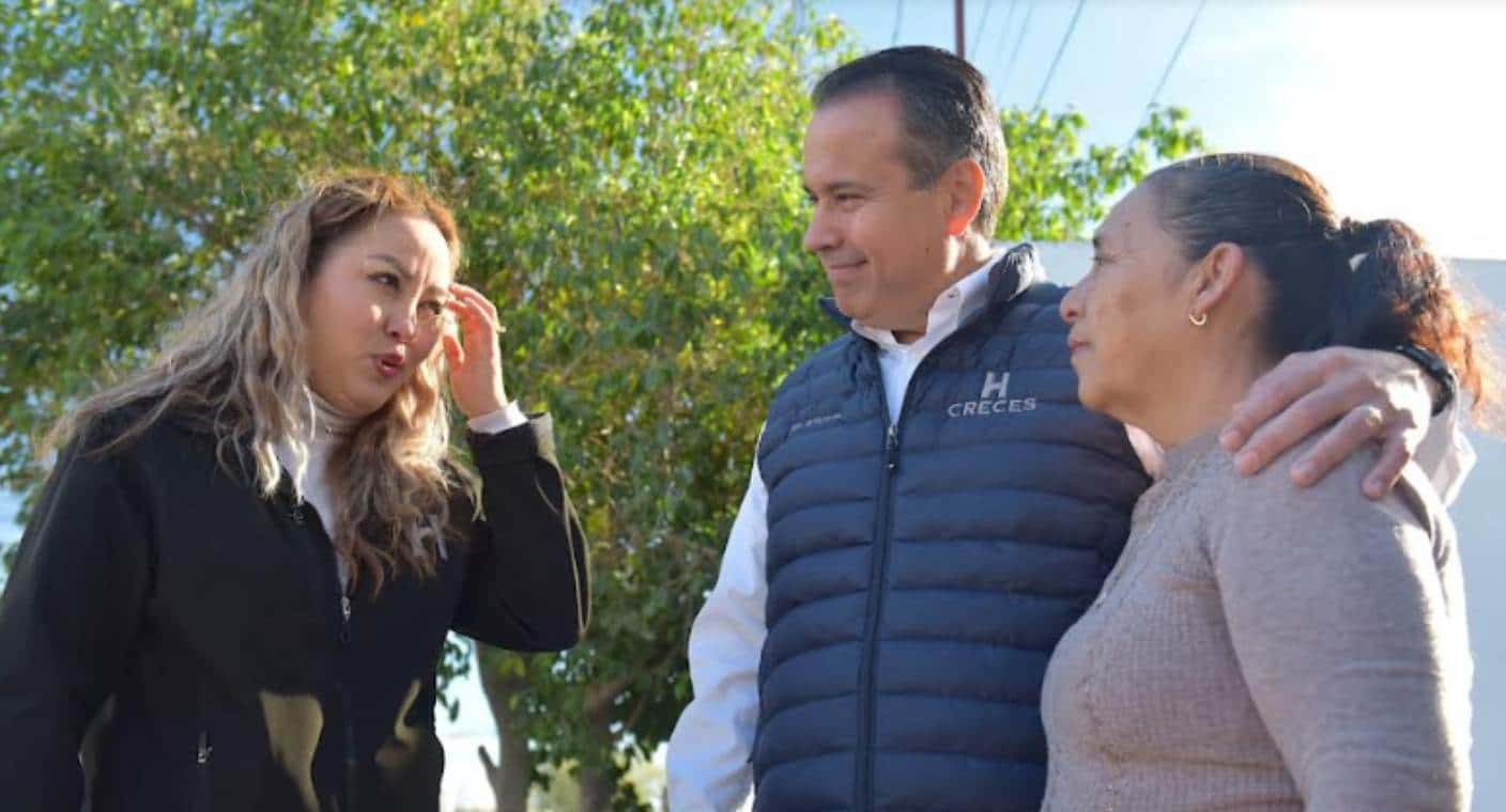 Entrega Antonio Astiazarán tinacos para garantizar el servicio de agua en la colonia Altares, prevé que el próximo año sean 3 mil 500 familias beneficiadas