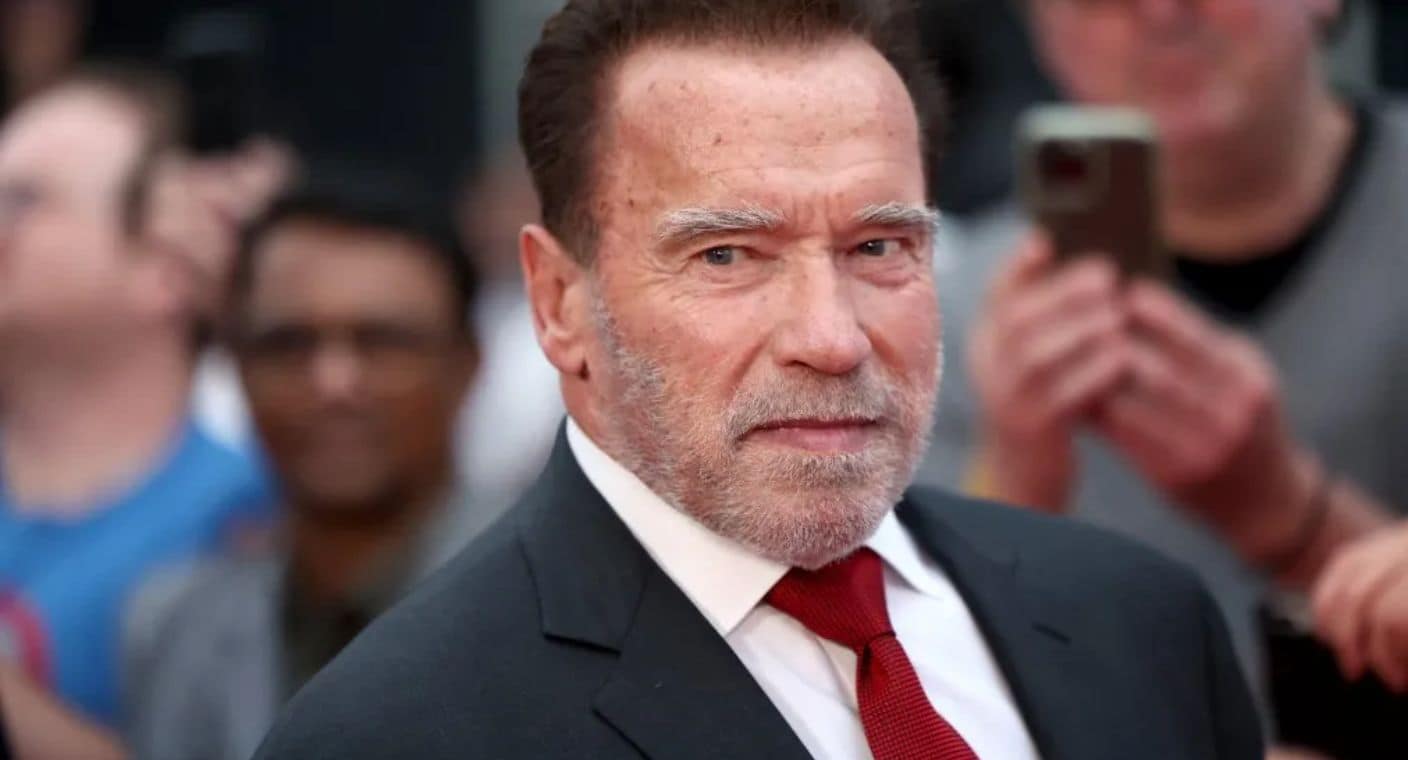 Por no declarar un reloj, retienen a Arnold Schwarzenegger durante varias horas en aeropuerto de Alemania