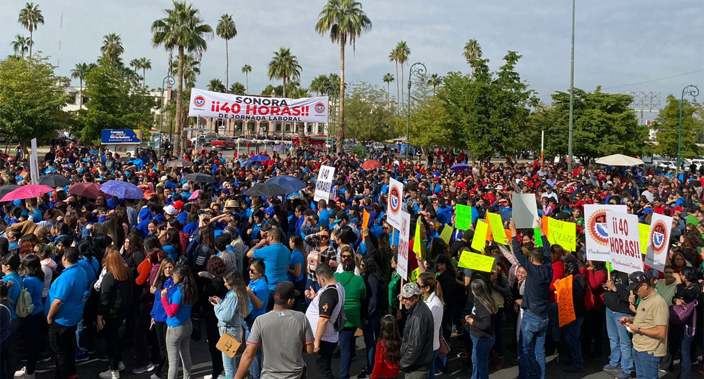Marchan trabajadores de CTM Sonora en Hermosillo para pedir reducción de jornada laboral