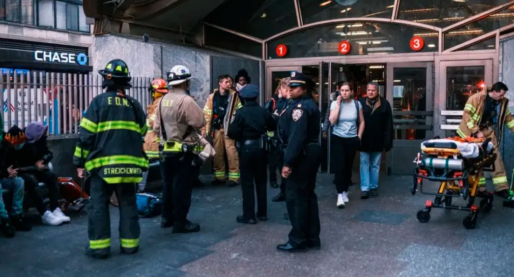 Choque de trenes en Nueva York deja 24 heridos