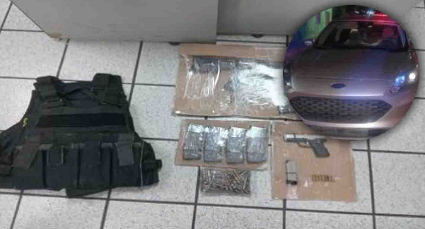 Aseguran vehículo con armas, cargadores y cartuchos en Hermosillo