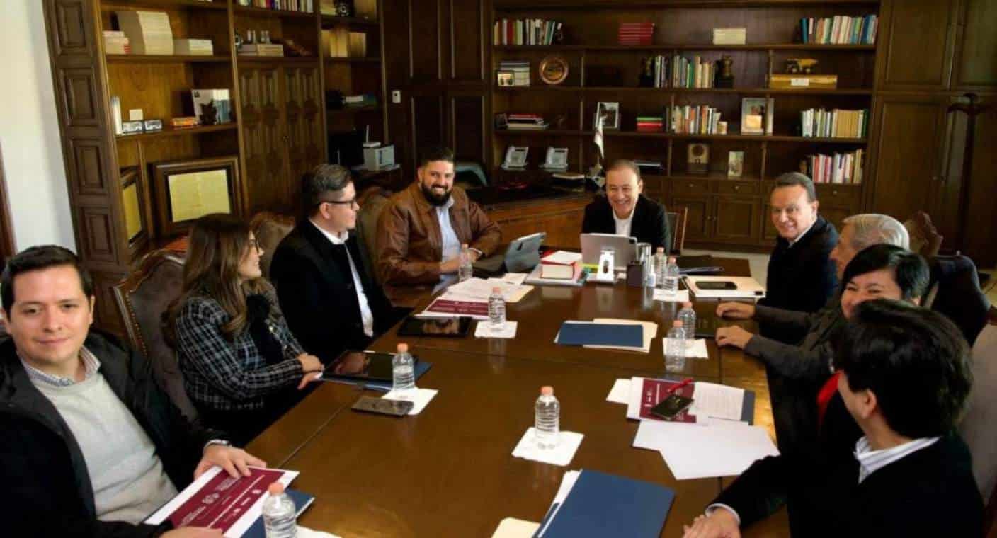 Recibe Alfonso Durazo primer producto para crear red de conectividad con INP y CFE en Sonora