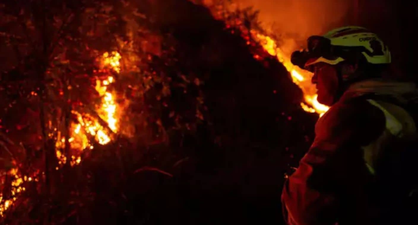 Presidente de Colombia declara desastre natural por incendios forestales en Bogotá