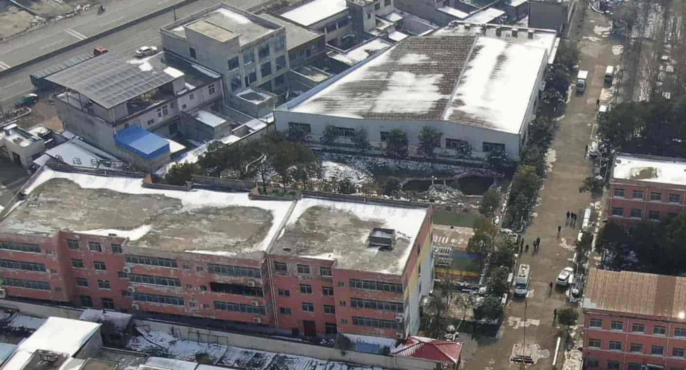Trece estudiantes muertos deja incendio en internado en el centro de China