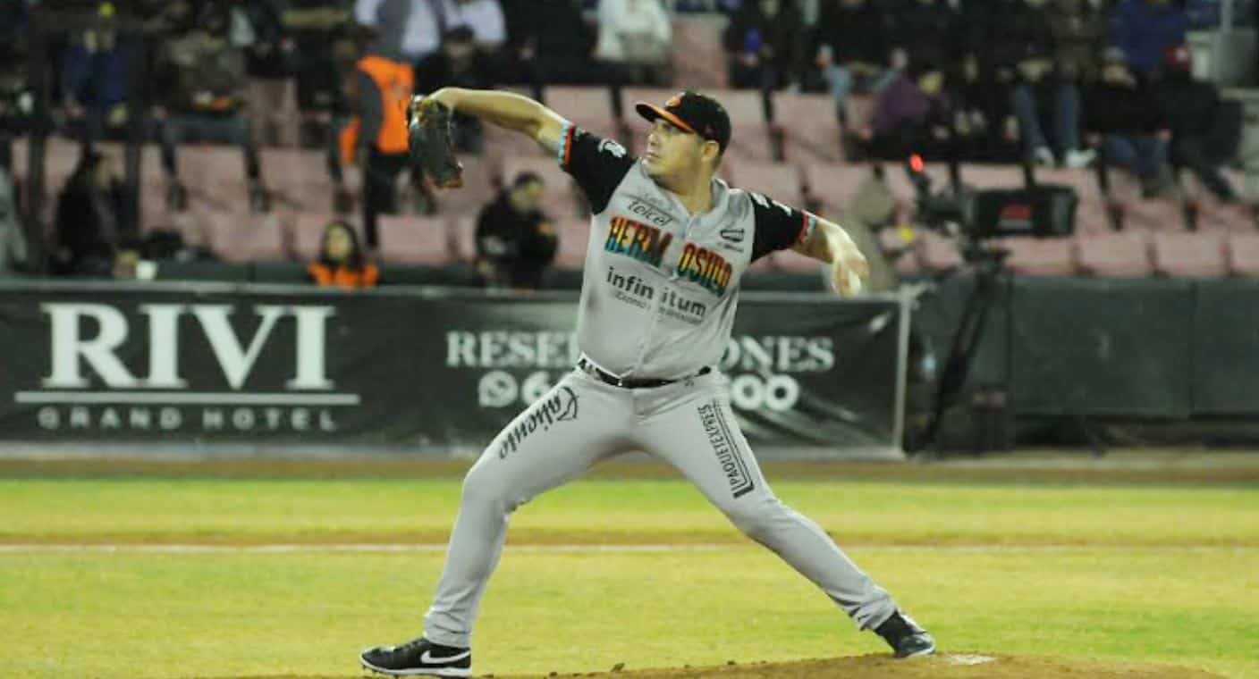 En extrainnings Naranjeros vence 3-2 a Navojoa y se coloca al frente en la serie