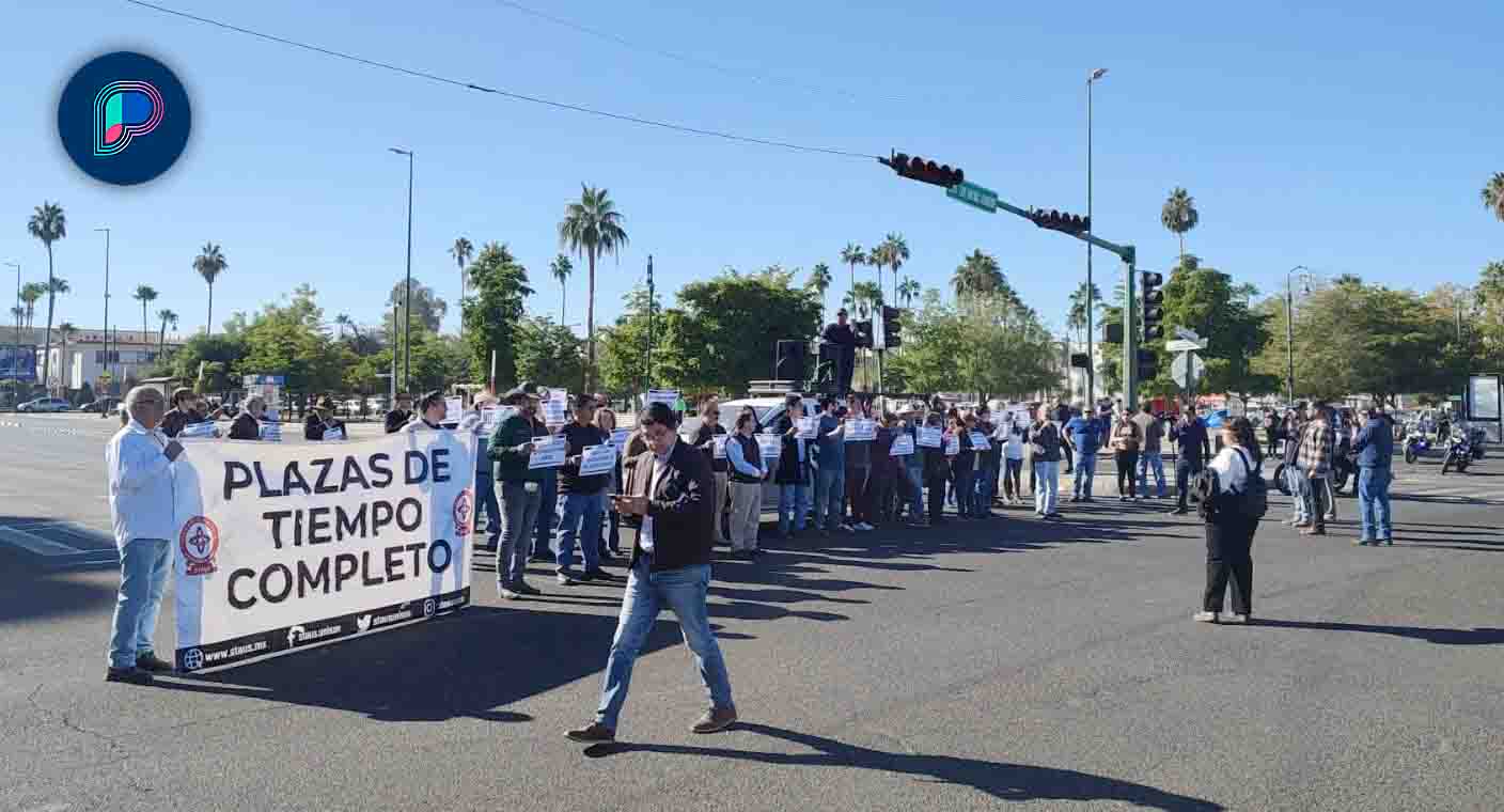Integrantes de Staus cierran crucero en Centro de Hermosillo; se manifiestan por plazas de tiempo completo en Unison