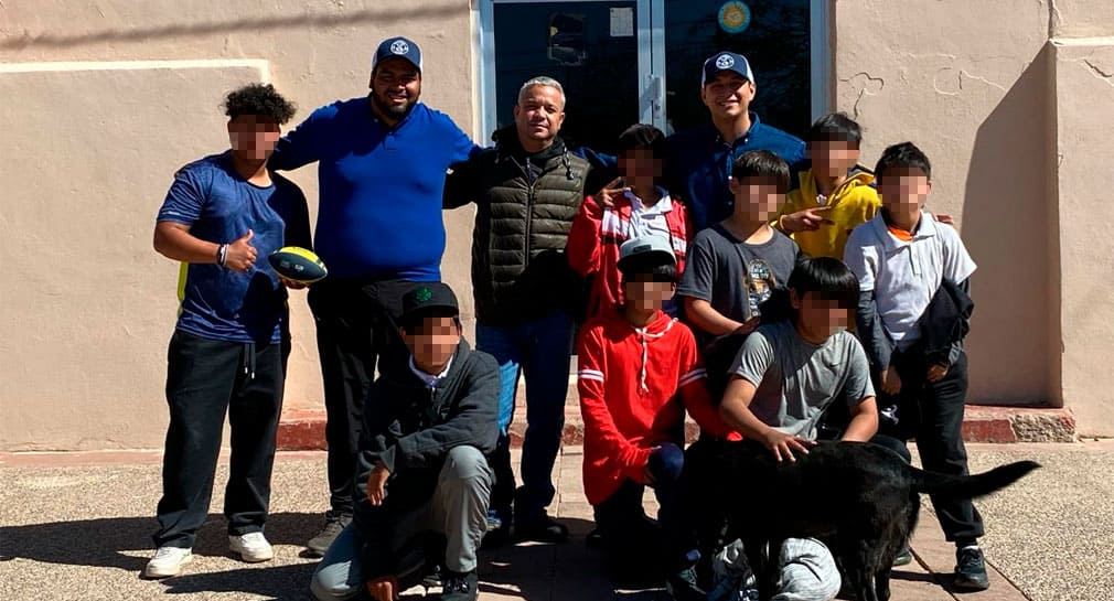 Inspirado en el ejemplo de su mamá, Kevin Gallegos, con su taquería, venderá litros de barbacoa en Hermosillo a beneficio de Casa Guadalupe