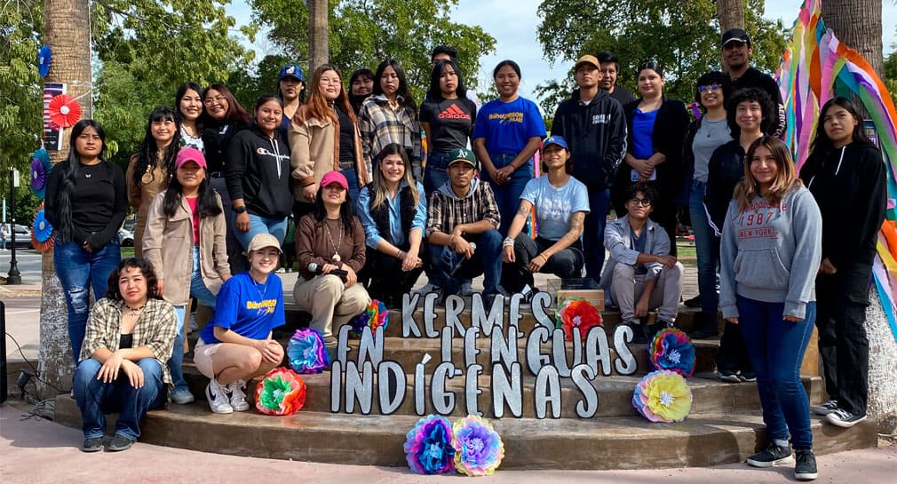 Realizan estudiantes de la Unison kermés de Lenguas Indígenas, para conmemorar Día Internacional de la Lengua Materna
