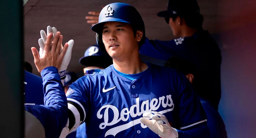 Shohei Ohtani pega jonrón en su debut con los Dodgers de Los Ángeles en Spring Training