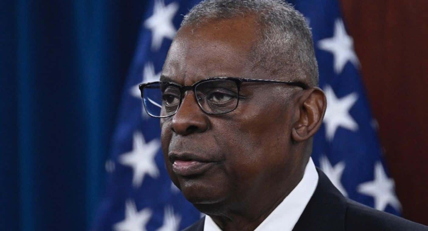 Secretario de Defensa de EEUU, Lloyd Austin, es ingresado de nuevo a hospital en Washington