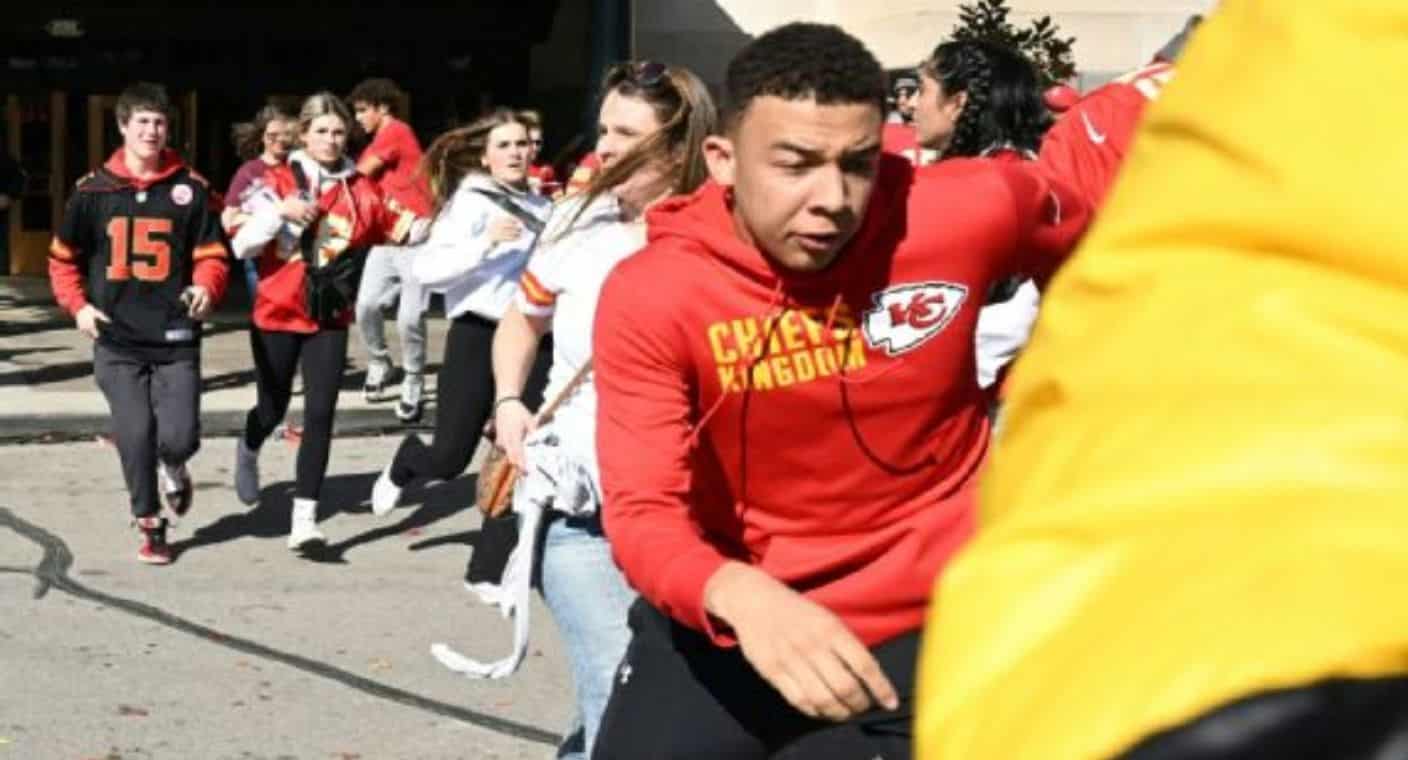 Dos personas más son acusadas ​​de disparar en el desfile del Super Bowl por triunfo de Chiefs