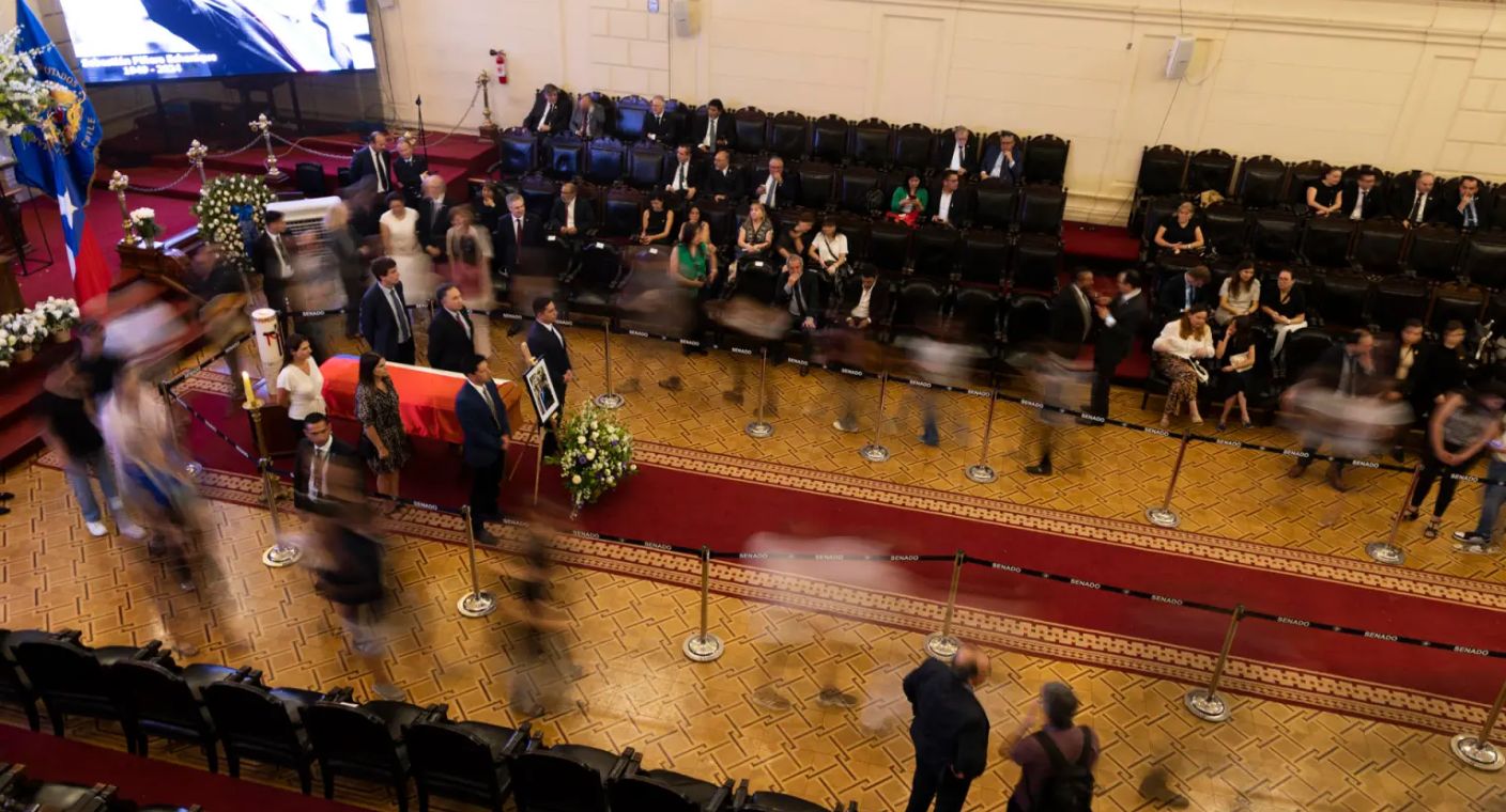 Chile da el último adiós a expresidente Piñera en un emotivo y solemne funeral de Estado