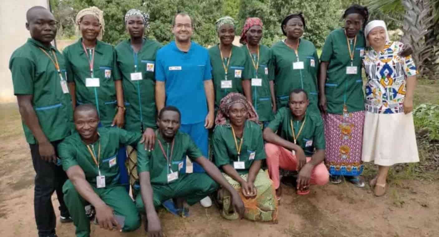 Rescatan a un médico mexicano que fue secuestrado mientras hacía labor humanitaria en África