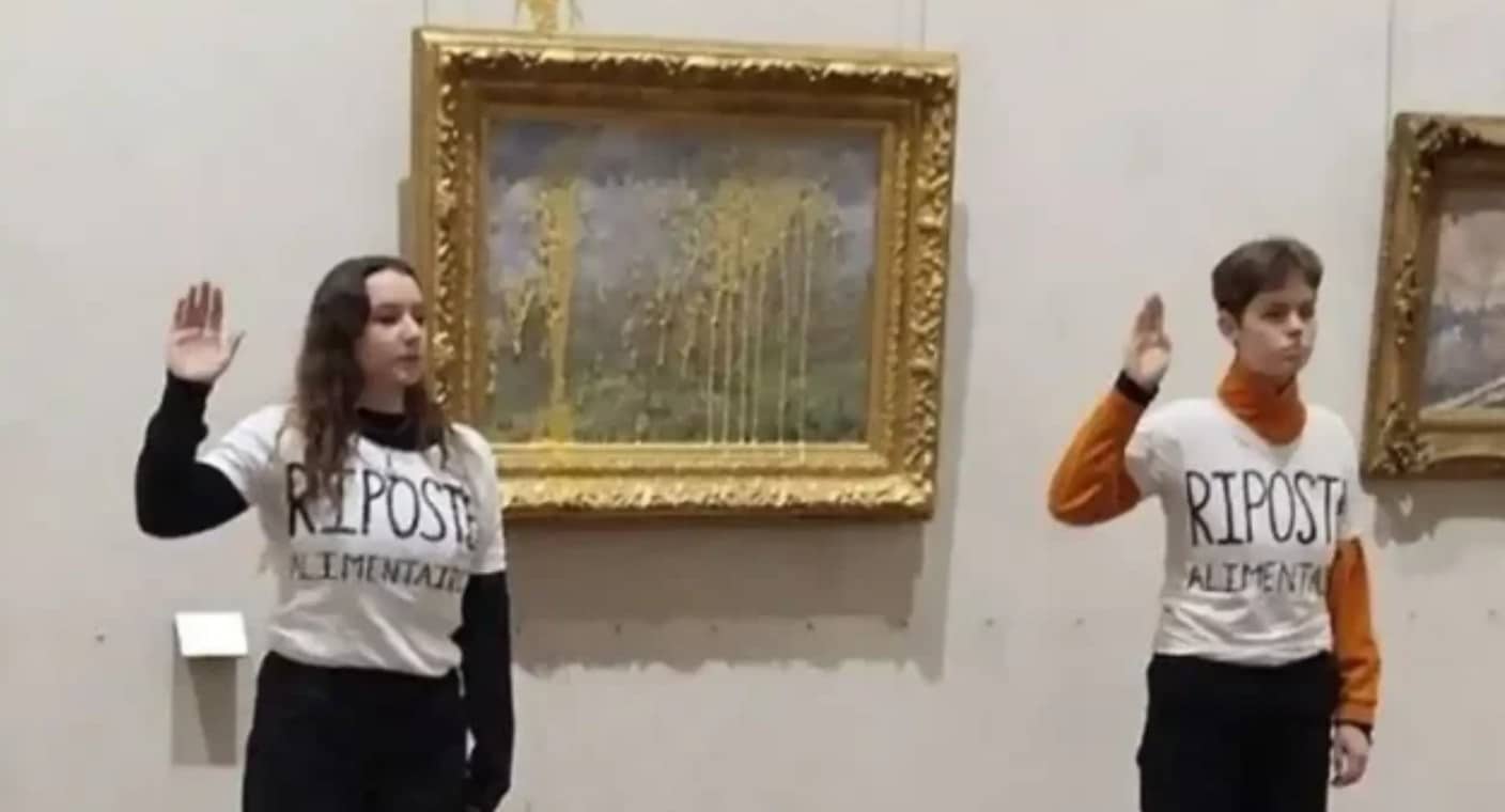 Activistas lanzan sopa contra cuadro de Monet en Museo de Bellas Artes de Lyon
