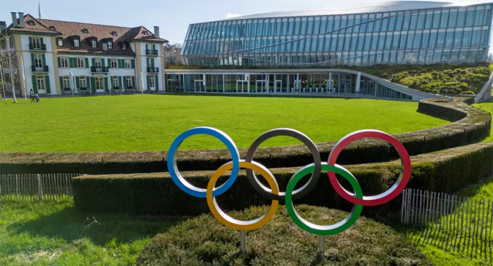 Comité Olímpico anuncia que atletas rusos y bielorrusos, no formarán parte del desfile inaugural en los Juegos de París 2024