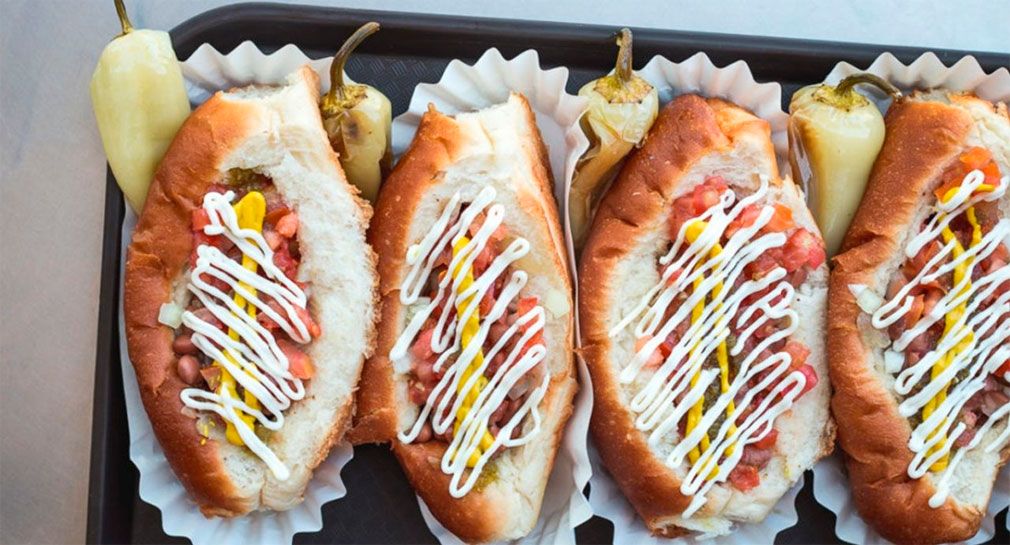 Estas son las enfermedades que pueden darte si comes en la calle con este calor