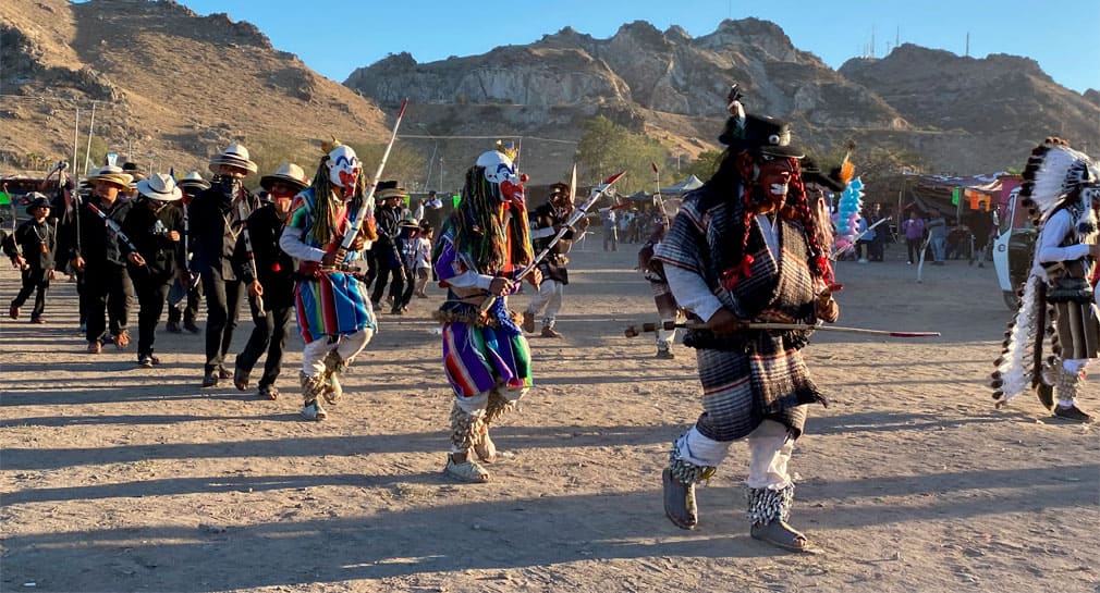 Fariseos se preparan para este Miércoles de Tinieblas desde la ramada en colonia Revolución, de Hermosillo