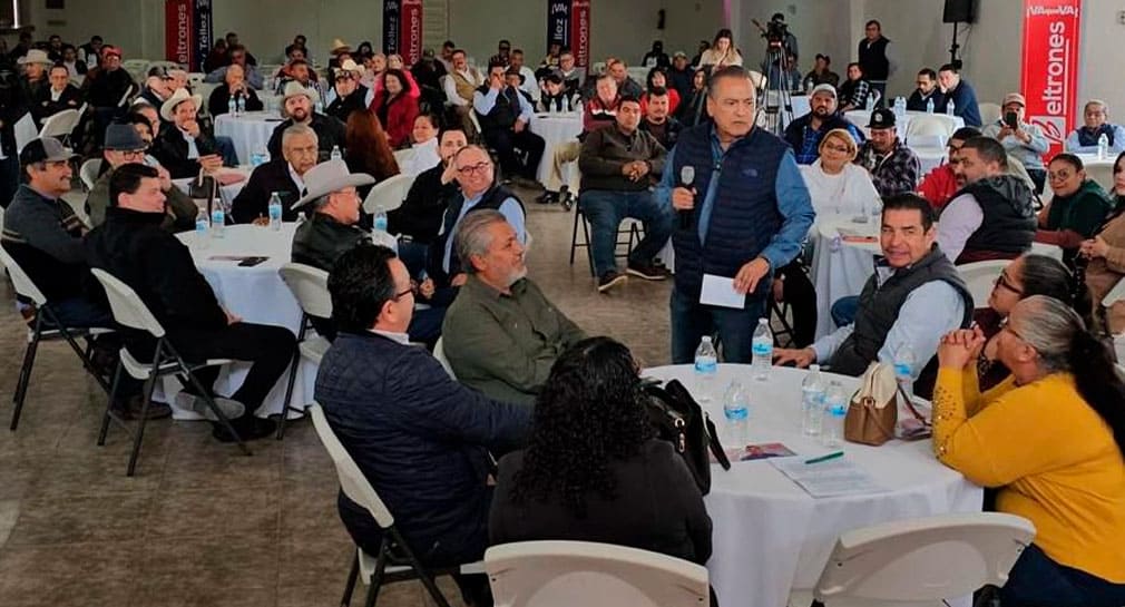 “Gobernar no debe ser un pleito, el presidente debe unir a quienes pensamos distinto”: Manlio Fabio Beltrones en Caborca