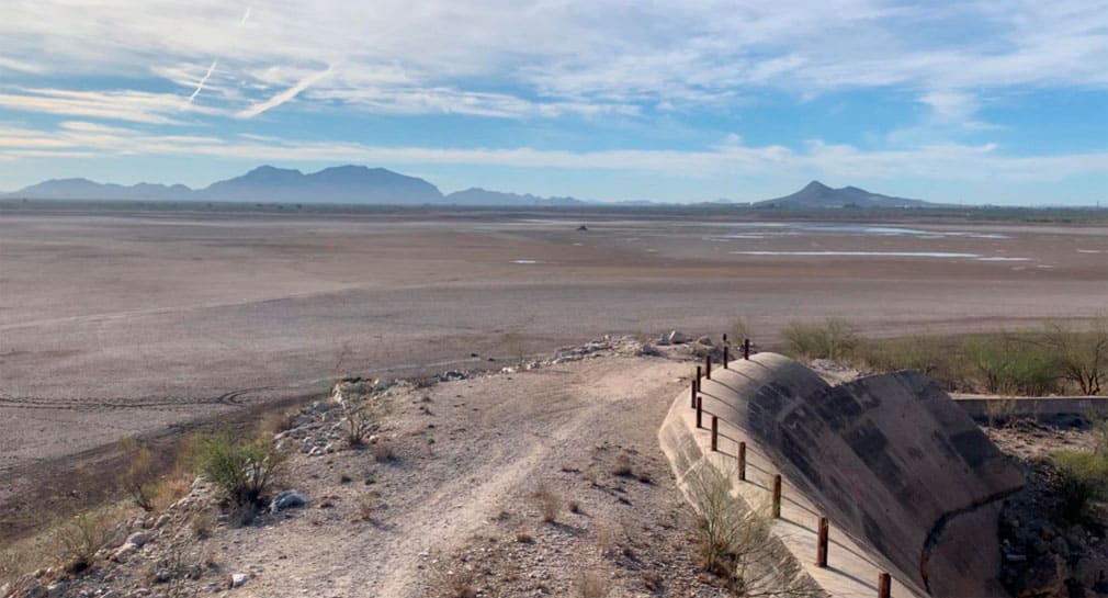 Así luce seca y sin agua la presa Abelardo L. Rodríguez de Hermosillo (FOTOS)