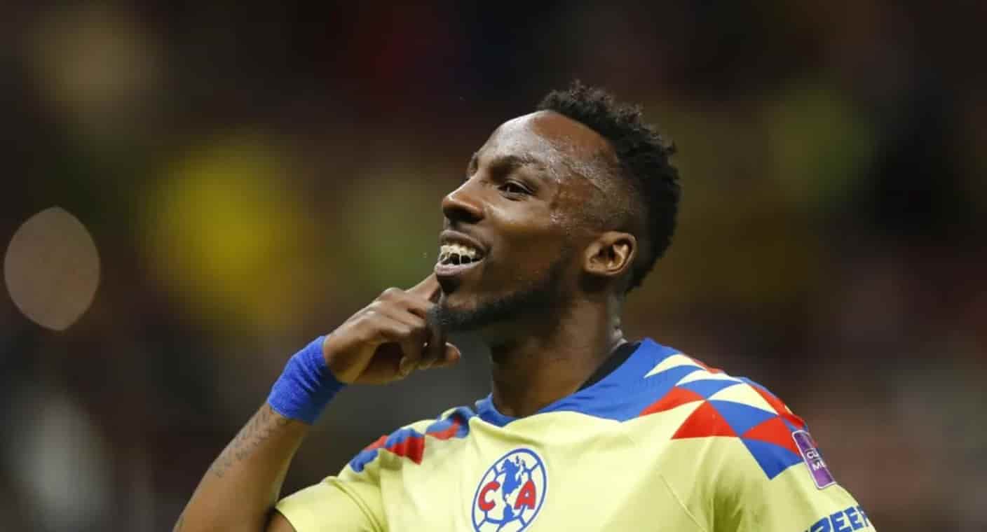 América interpone queja ante Concacaf por insultos racistas contra Julián Quiñones en el Estadio Akron