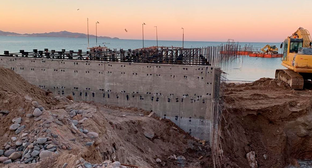 Contrato señala que obra en muelle en Bahía de Kino concluirá el 15 de abril, no en Semana Santa