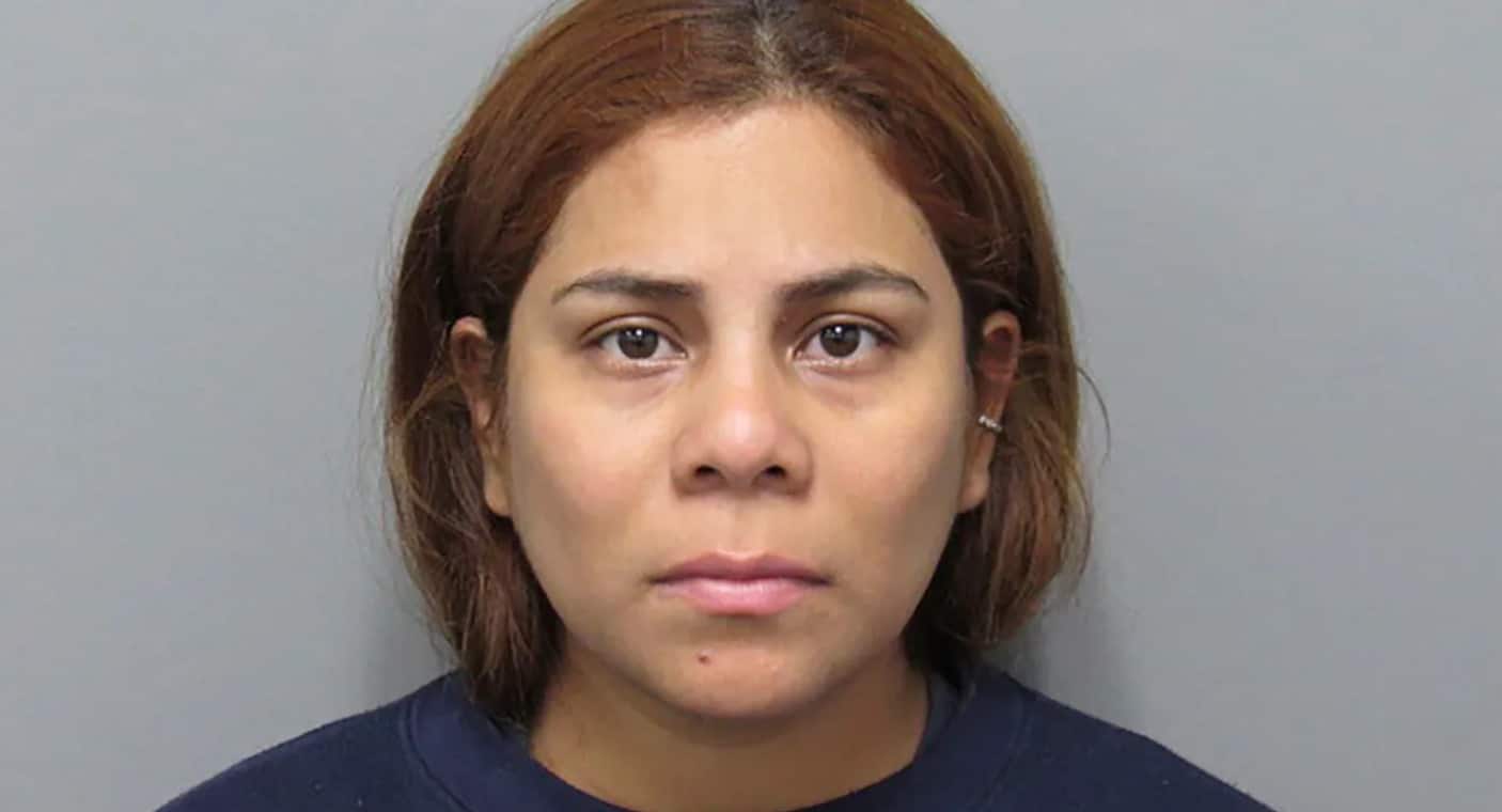 Recibe mujer cadena perpetua tras irse de vacaciones y dejar sola a su bebé hasta morir