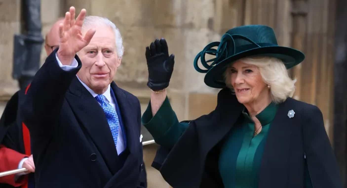 El rey Carlos III acude a misa de Pascua en su primer acto público desde su diagnóstico