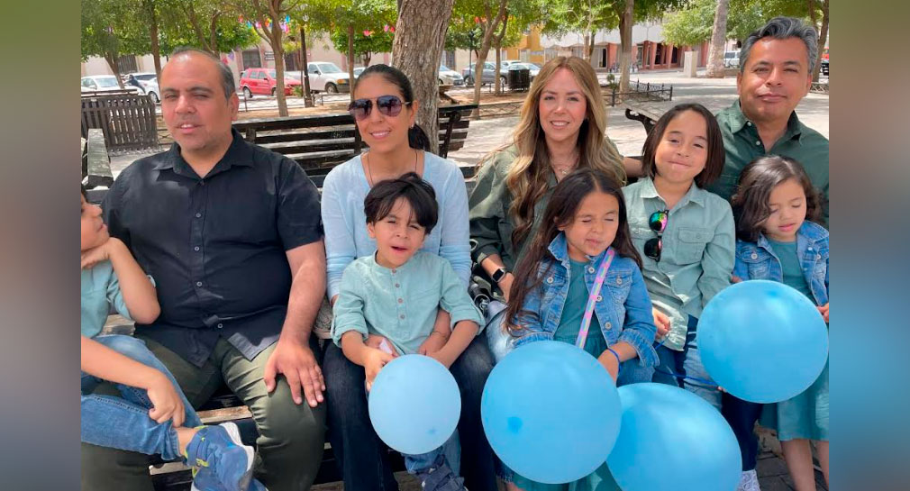 La familia Valenzuela, de Hermosillo, se reunirá con sus hijos para ver el debate presidencial e inculcarles su importancia desde pequeños