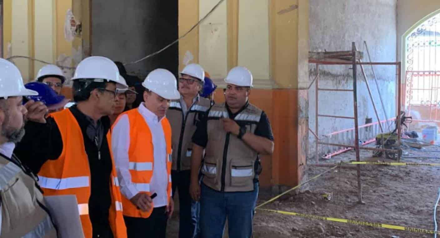 Supervisan gobernador Durazo, autoridades y locatarios trabajos de rehabilitación del Mercado Municipal no 1 en Hermosillo