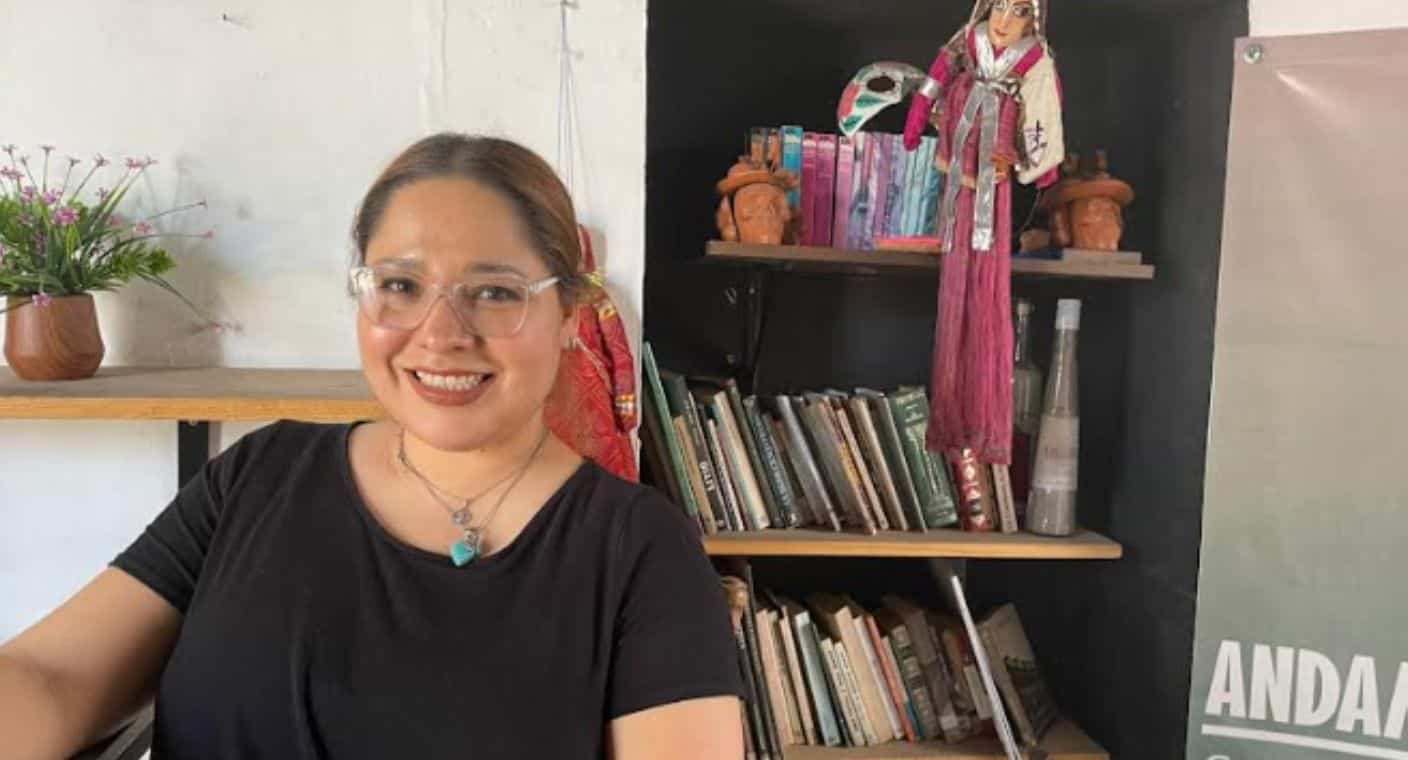 Nabila Nubes ha presentado obras de teatro en Sonora, México y España; es maestra y lucha por los derechos laborales de actrices y actores