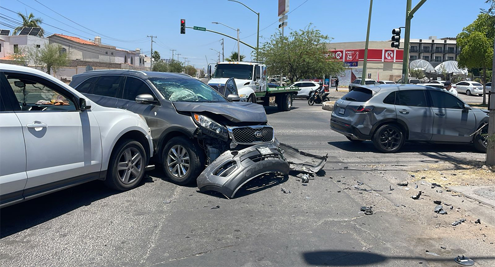 Fin de semana de accidentes en Hermosillo deja una persona sin vida y cuatro lesionadas